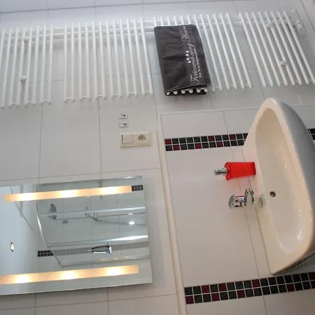 Horn By Interhome * بيرنا