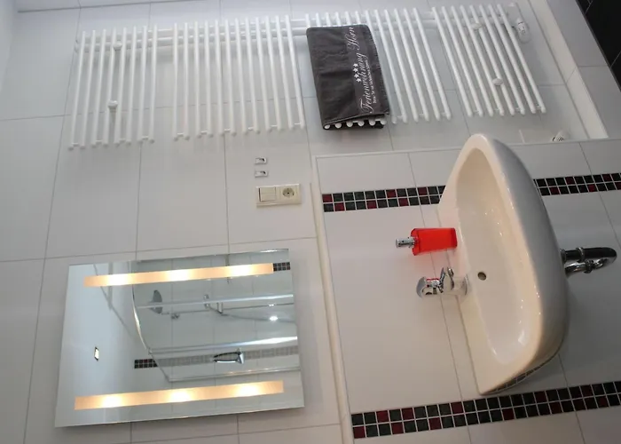 Horn By Interhome * بيرنا